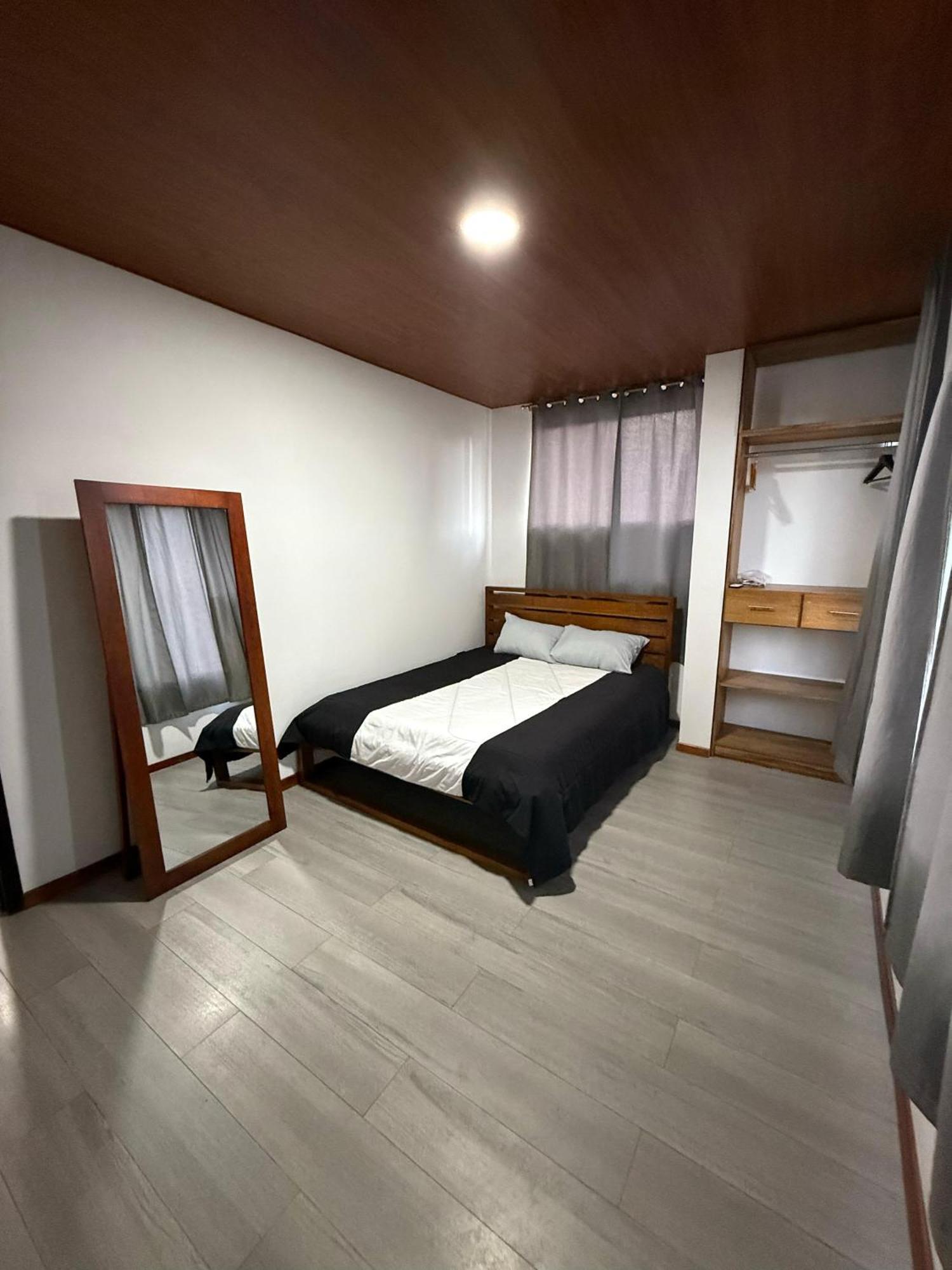 Bunker593 Inn Tena Kültér fotó